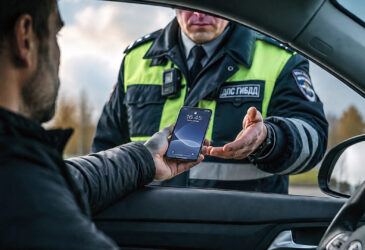 Забудьте про права. С 8 сентября ГИБДД принимает документы из смартфона — но есть подвох